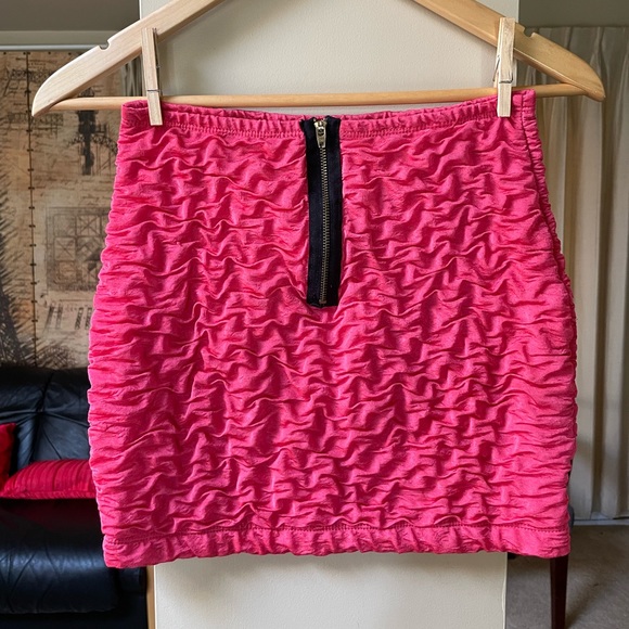 Audrey 3+1 Skirt - Picture 2 of 6